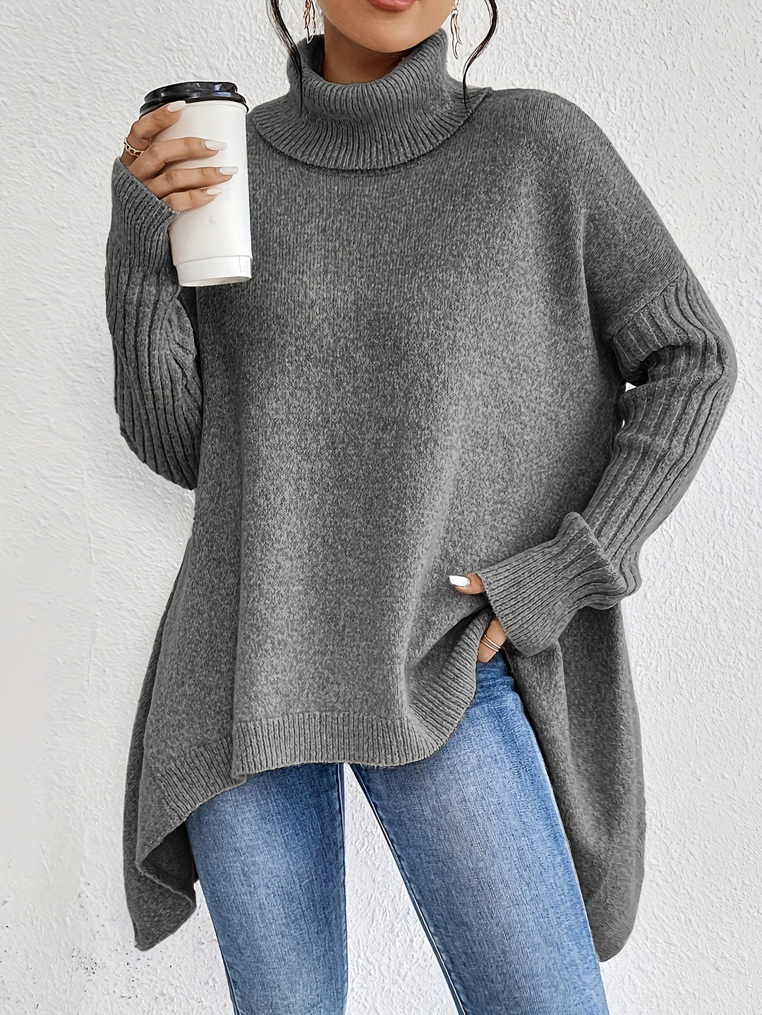 Léïna™ – Le Pull Col Montant Doux & Décontracté