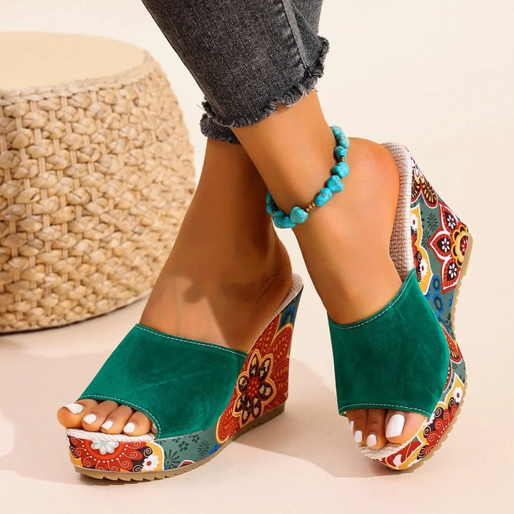 Joelle™ — Mules sculpturales à talon fleuri