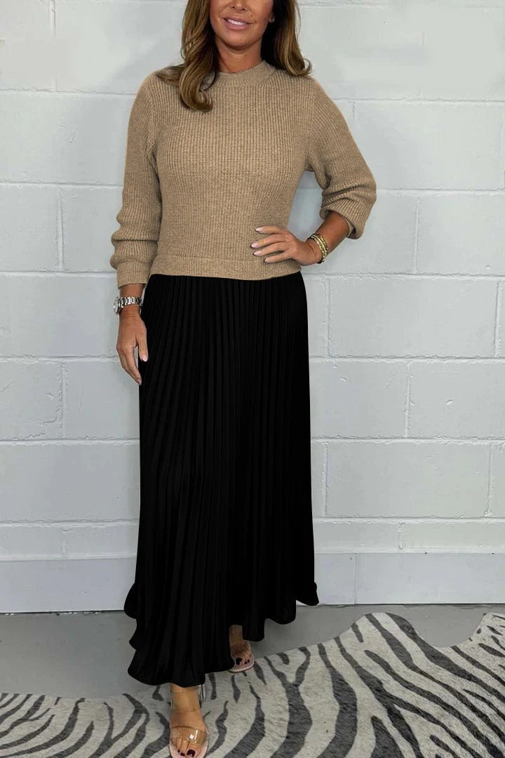 Claudine™ – La Robe Pull Plissée Élégance et Confort